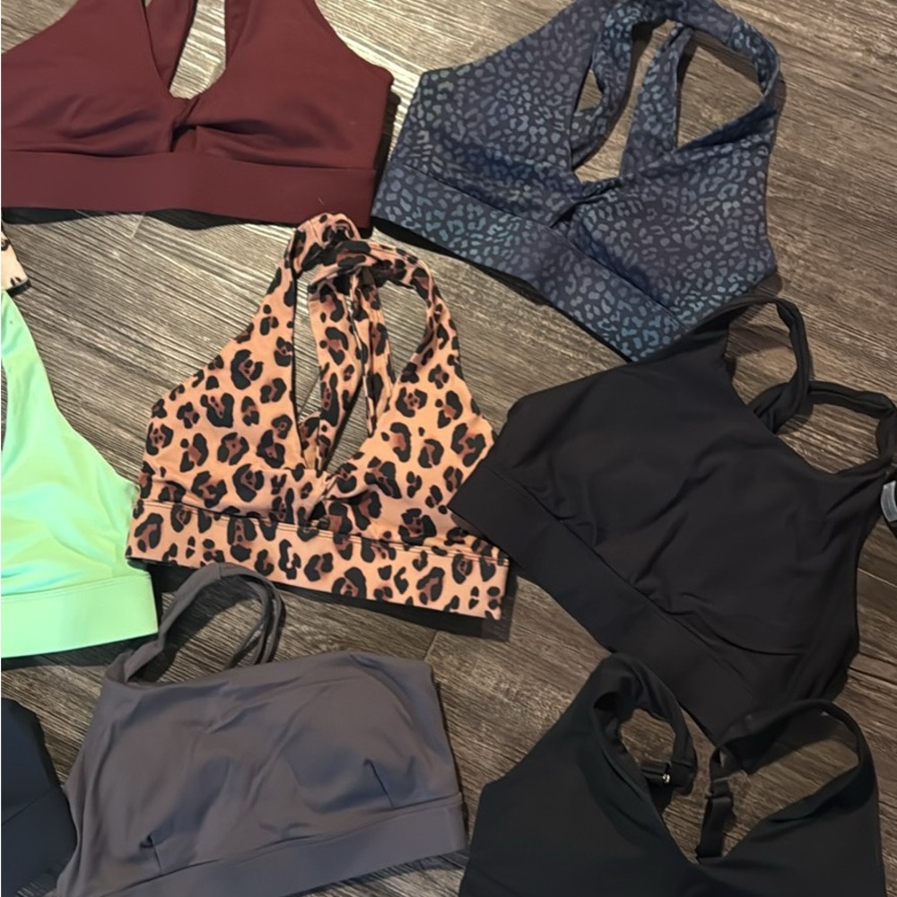 Fabletics Sport Bras View 2